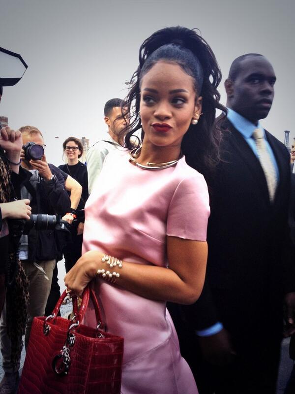 Rihanna New “It Girl” For Dior!