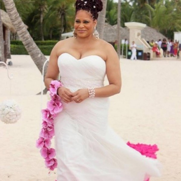 Kim Coles gets married
