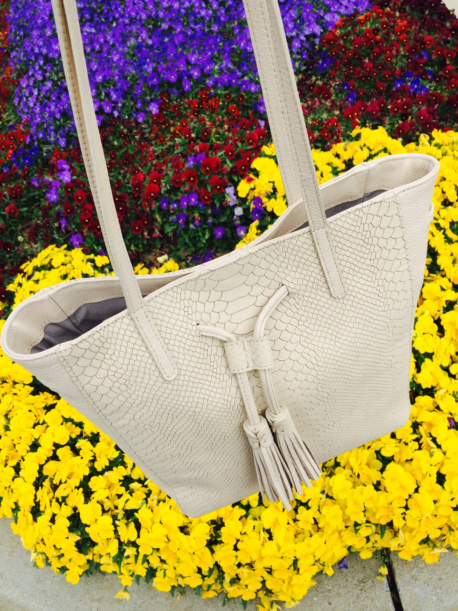 Currently Obsessed With: Gigi New York Hannah Tote