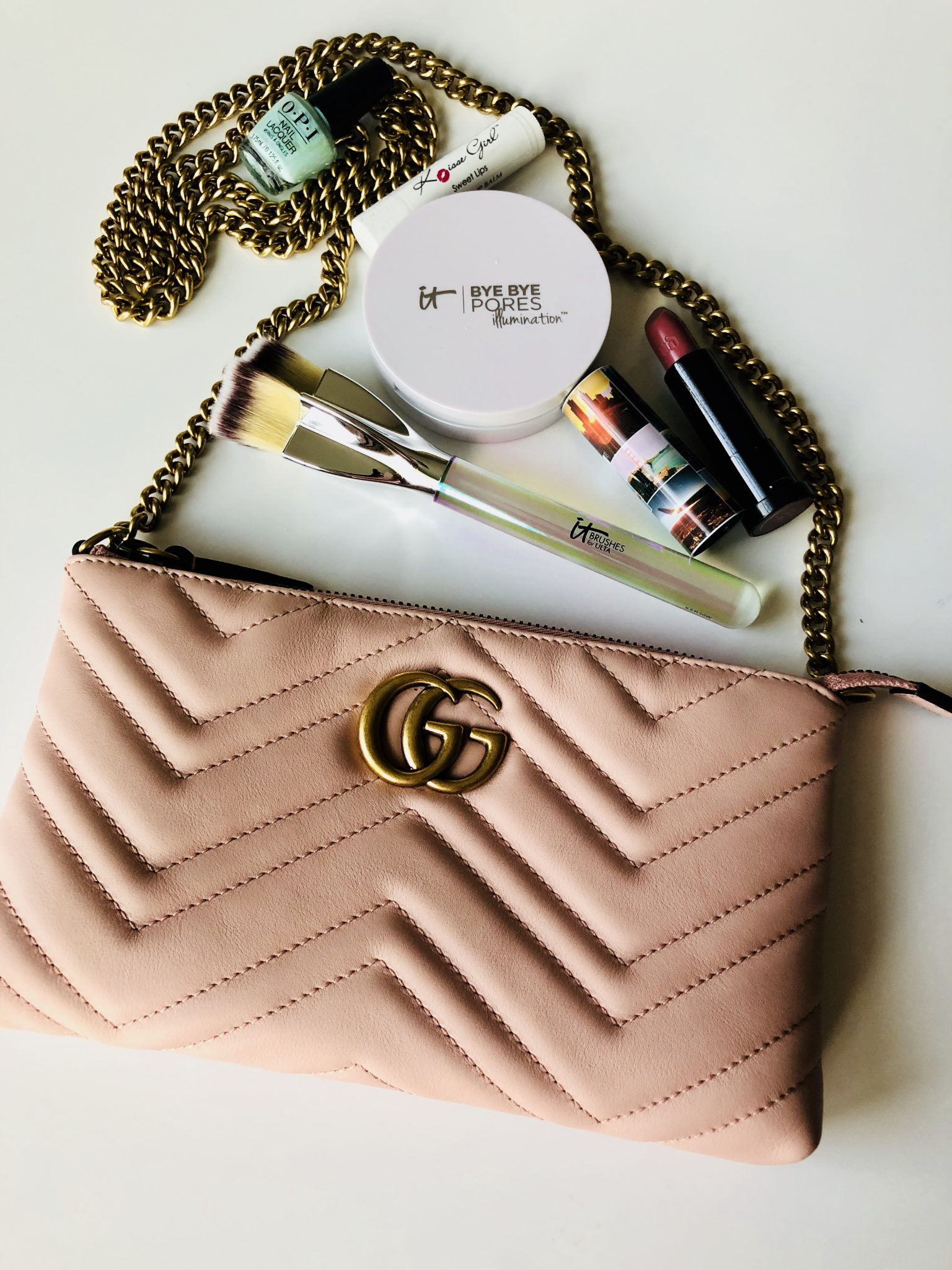 What’s In My Bag: Gucci Marmont Mini Chain Bag