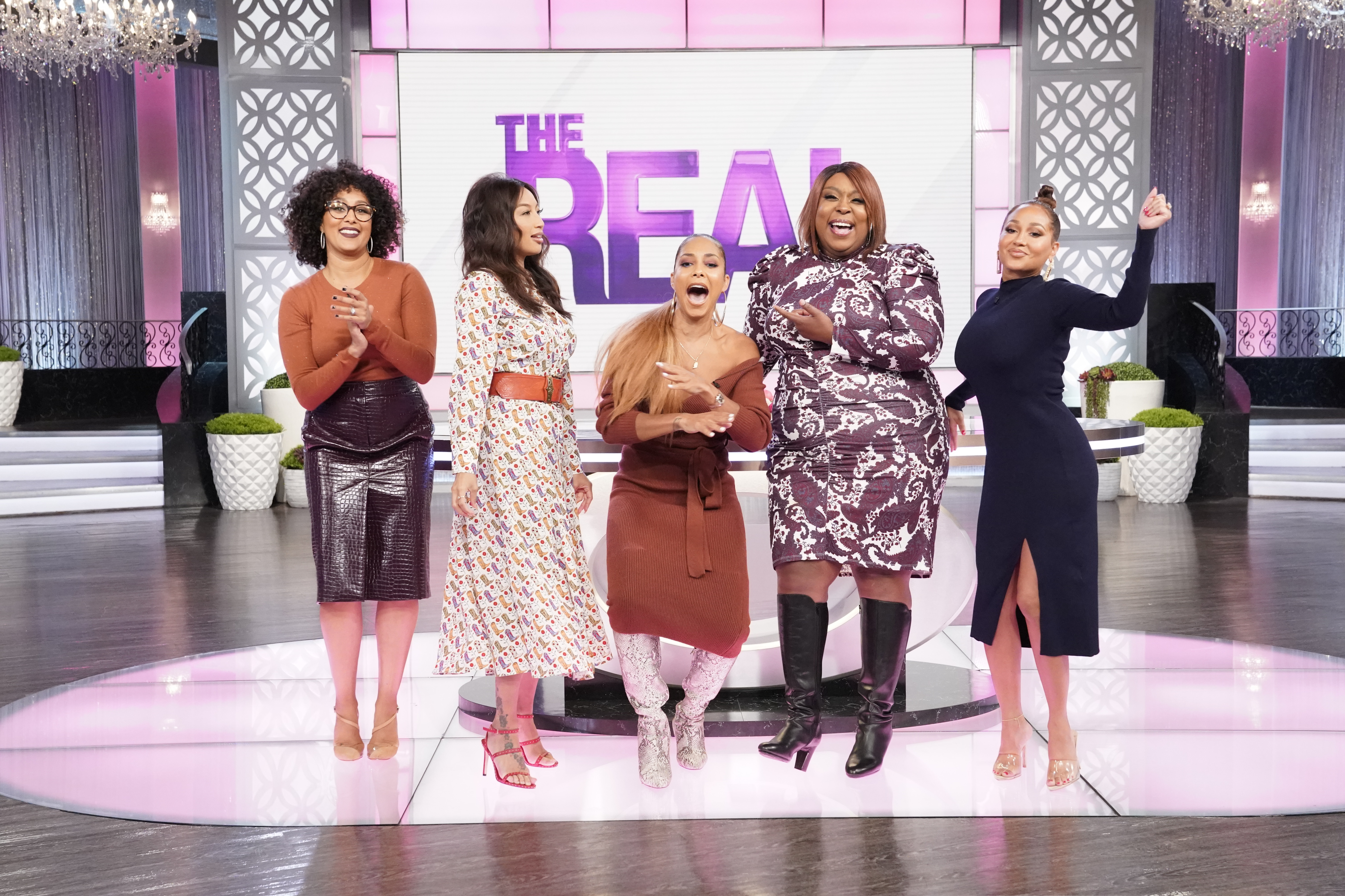 THE REAL Welcomes Back Guest Co-Host Amanda Seales And The Real Hunks of Daytime!