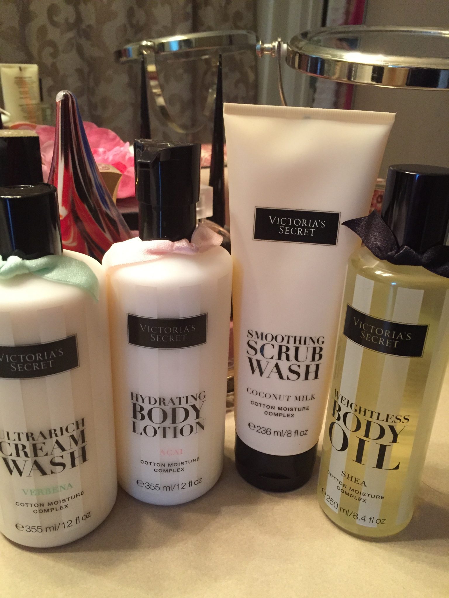 Pinky Review: Victoria’s Secret Body Care Collection