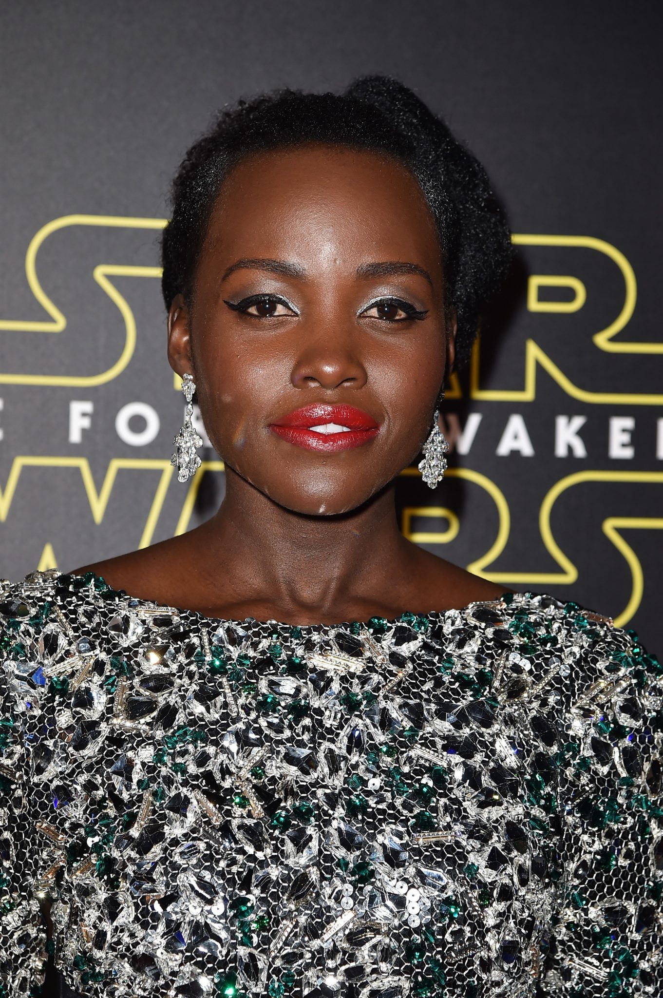 Get The Look: Lupita Nyong’o The Star Wars: Episode VII – The Force Awakens Los Angeles Premiere