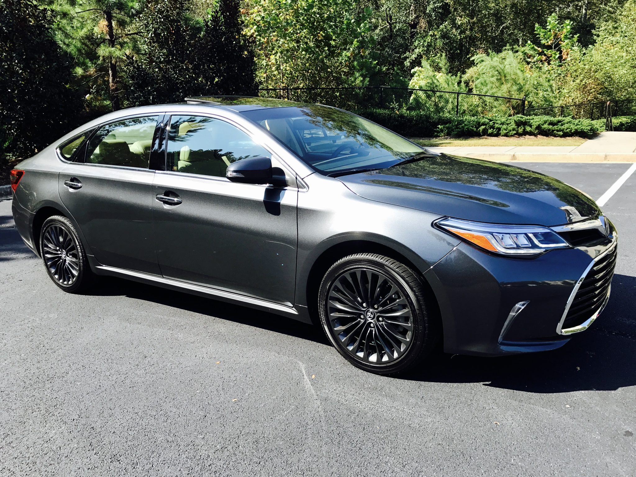The Toyota Avalon Is Such A Lady Car!