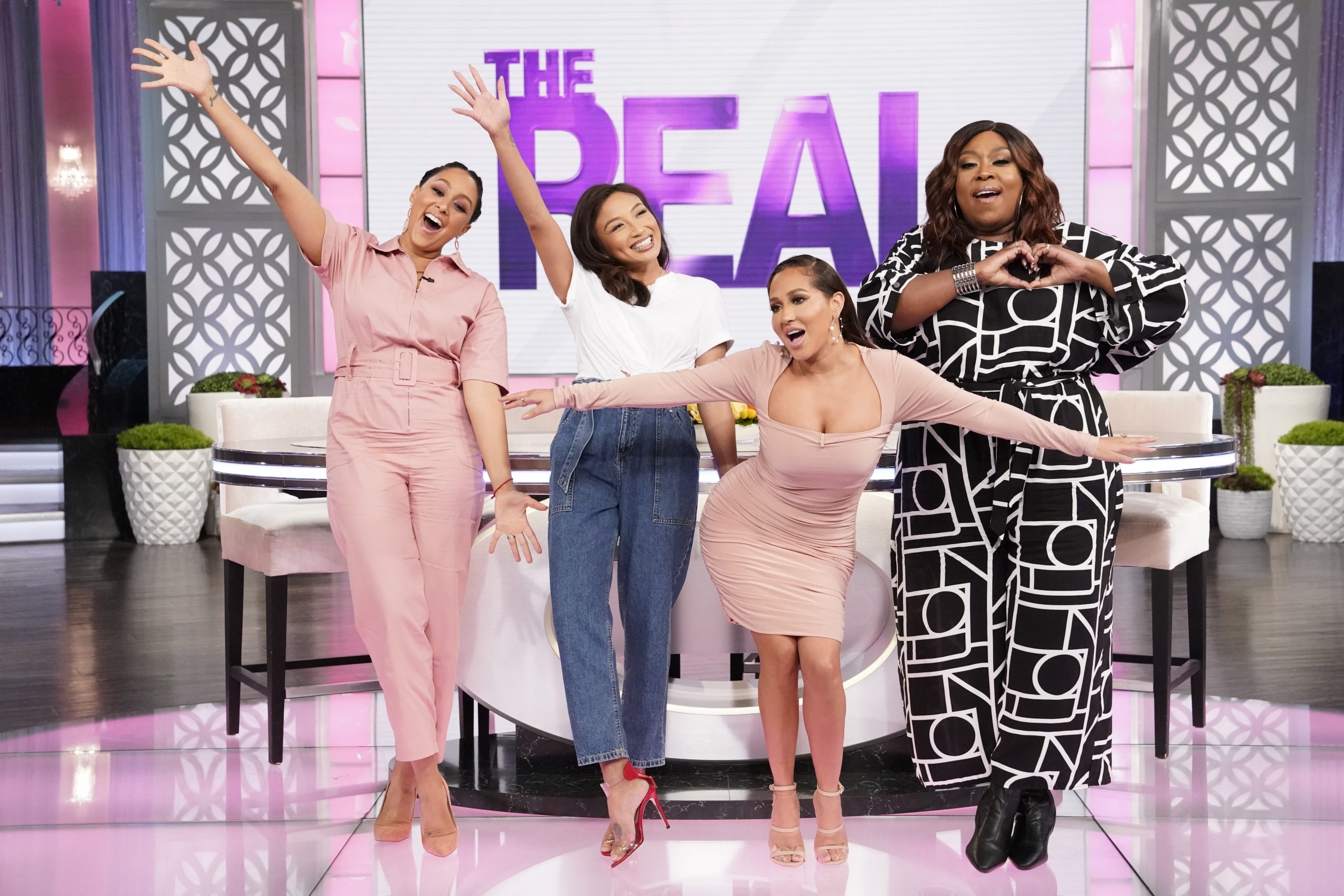 THE REAL: All New! Why Loni & Jeannie Decided To Share Their Relationships On Social Media