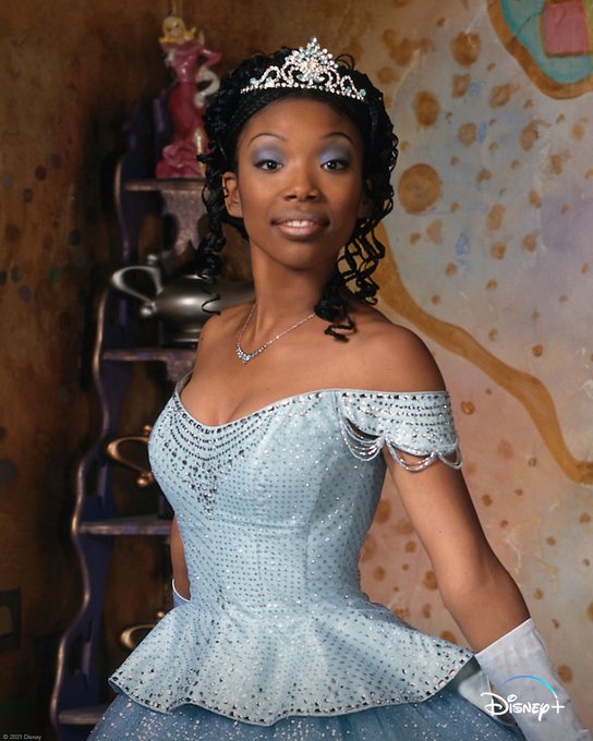 'Rodgers & Hammerstein's Cinderella' Streams Feb 12th On Disney ...