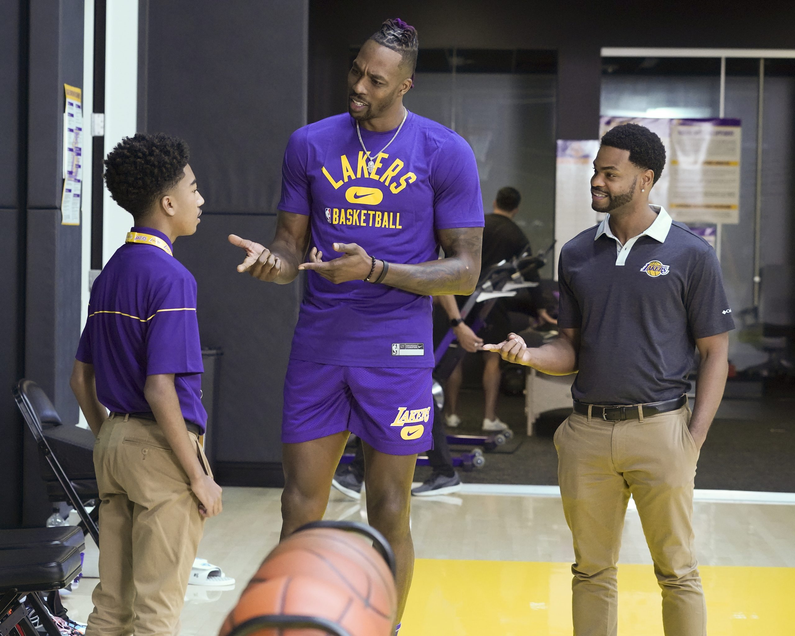 First Look: NBA Baller Dwight Howard Makes Guest Appearance On ‘Black-ish’