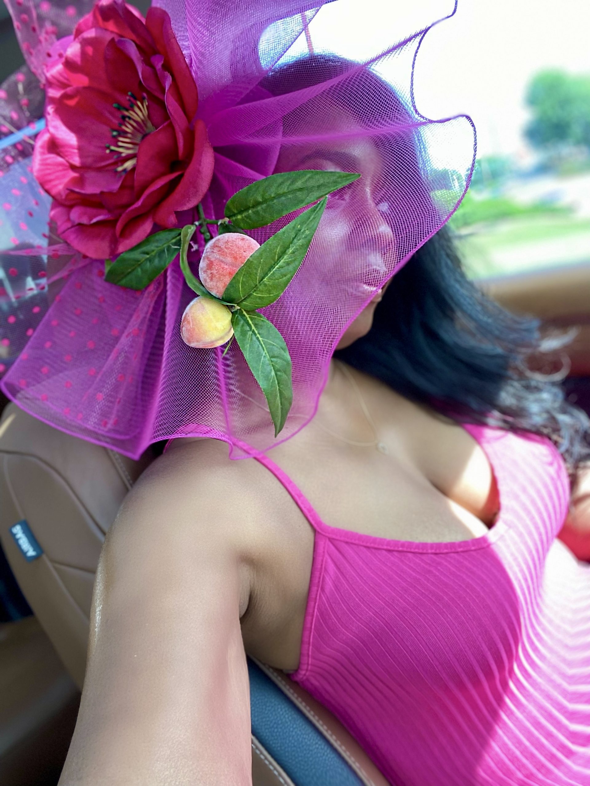 My Style: Ribbed Hot Pink Midi Dress & Floral Fascinator