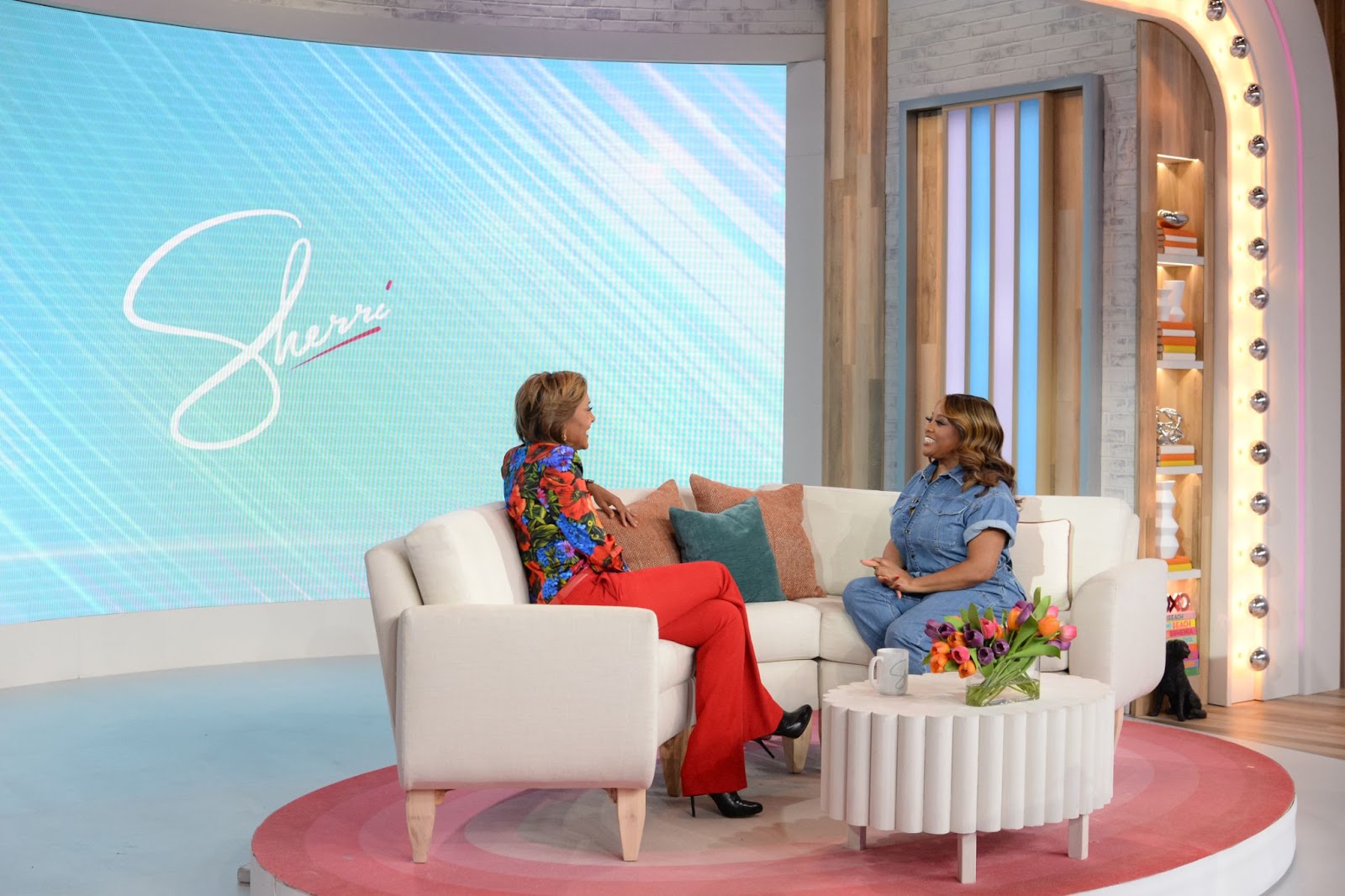 Robin Roberts Revealed What Michelle Obama Told Her When They First Met On ‘Sherri’
