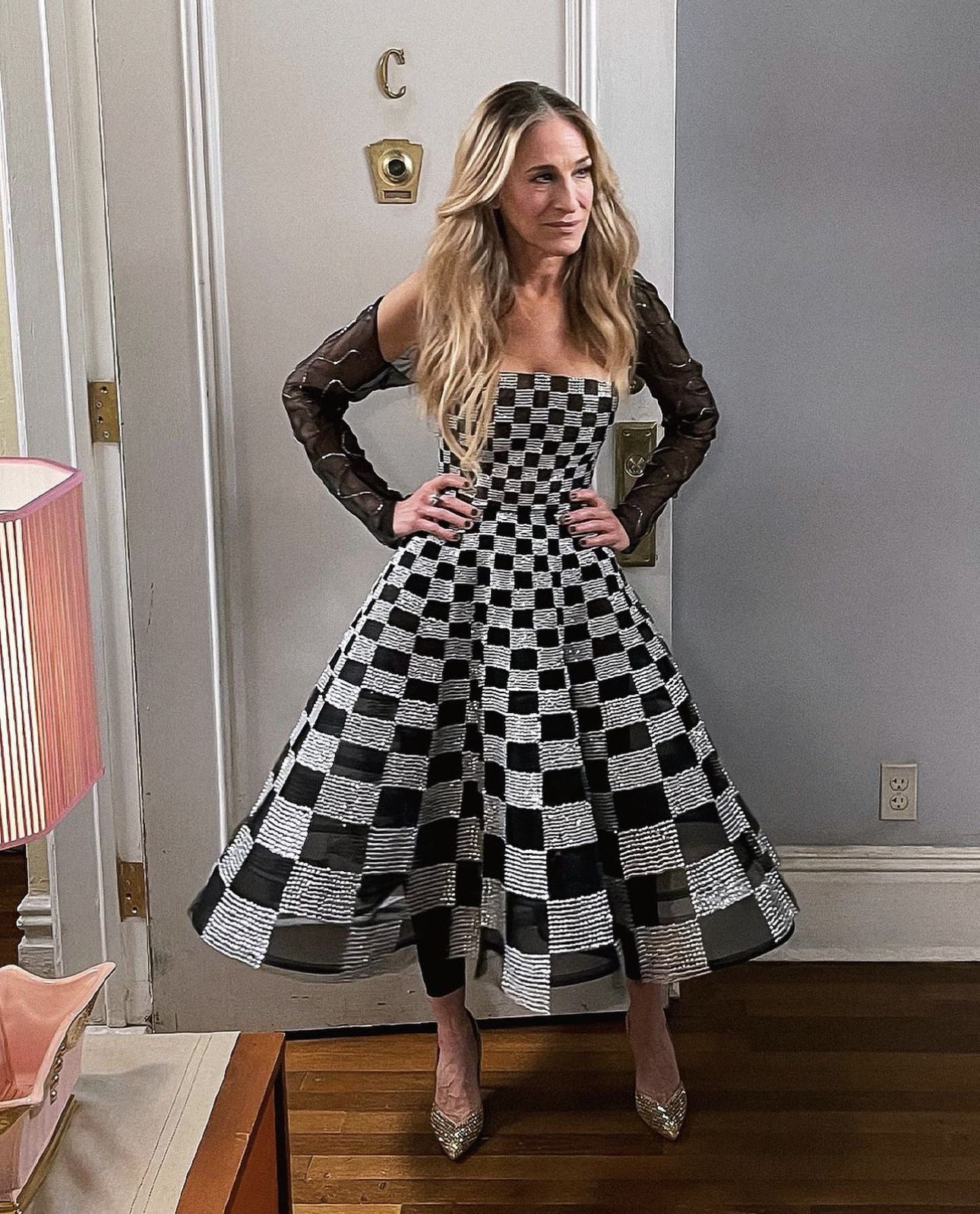 Sarah Jessica Parkers’ Finale Dress On ‘And Just Like That’