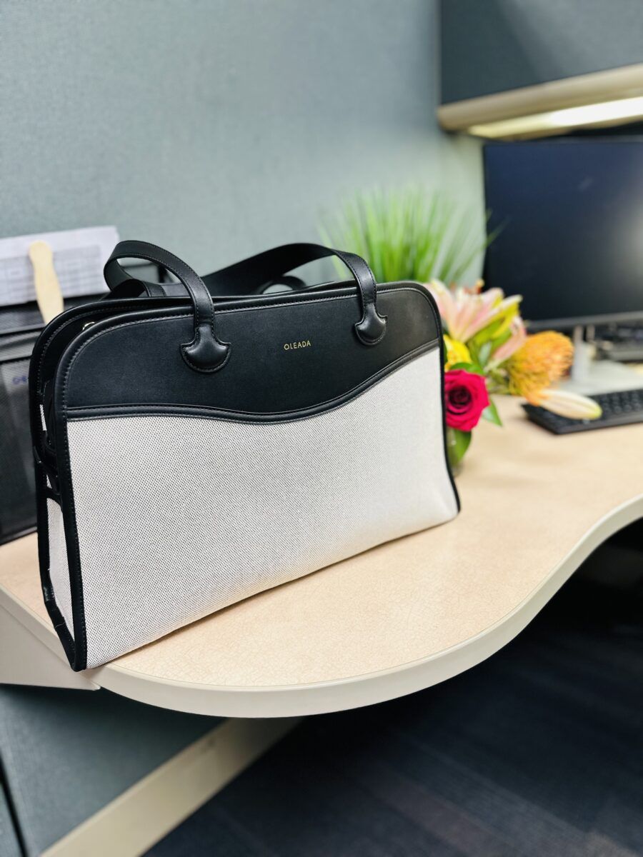 Oleada Coast Portfolio Satchel – Talking With Tami