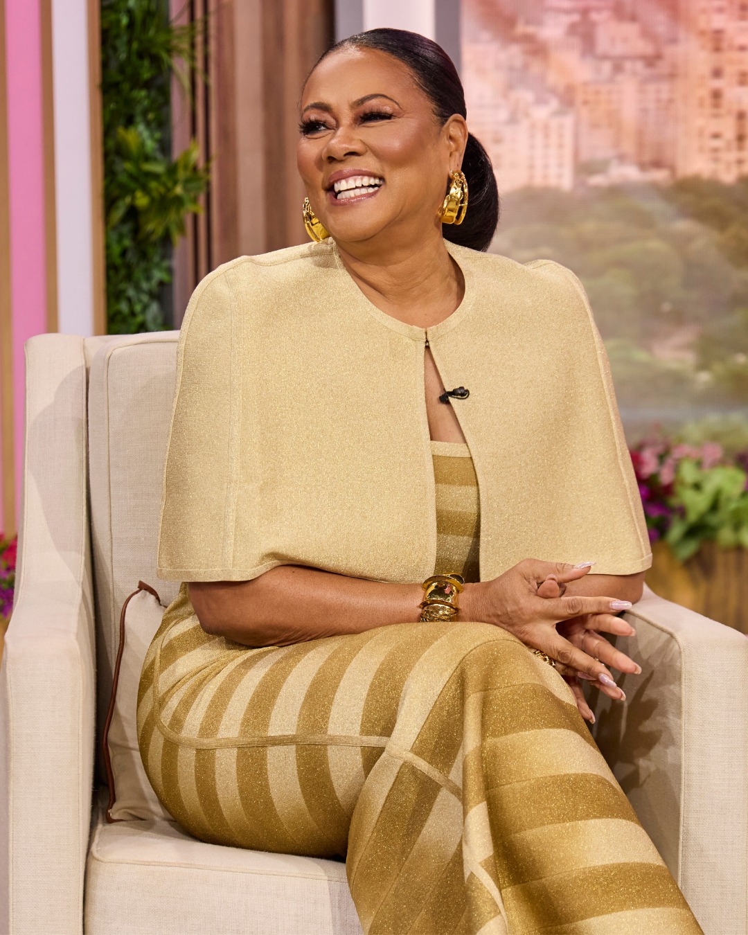 Celebrity Style: Lela Rochon’s Gold Dress On Sherri